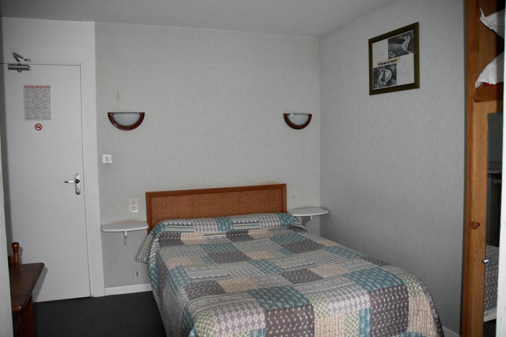 Hotel Le Rider Bort-les-Orgues Exterior foto